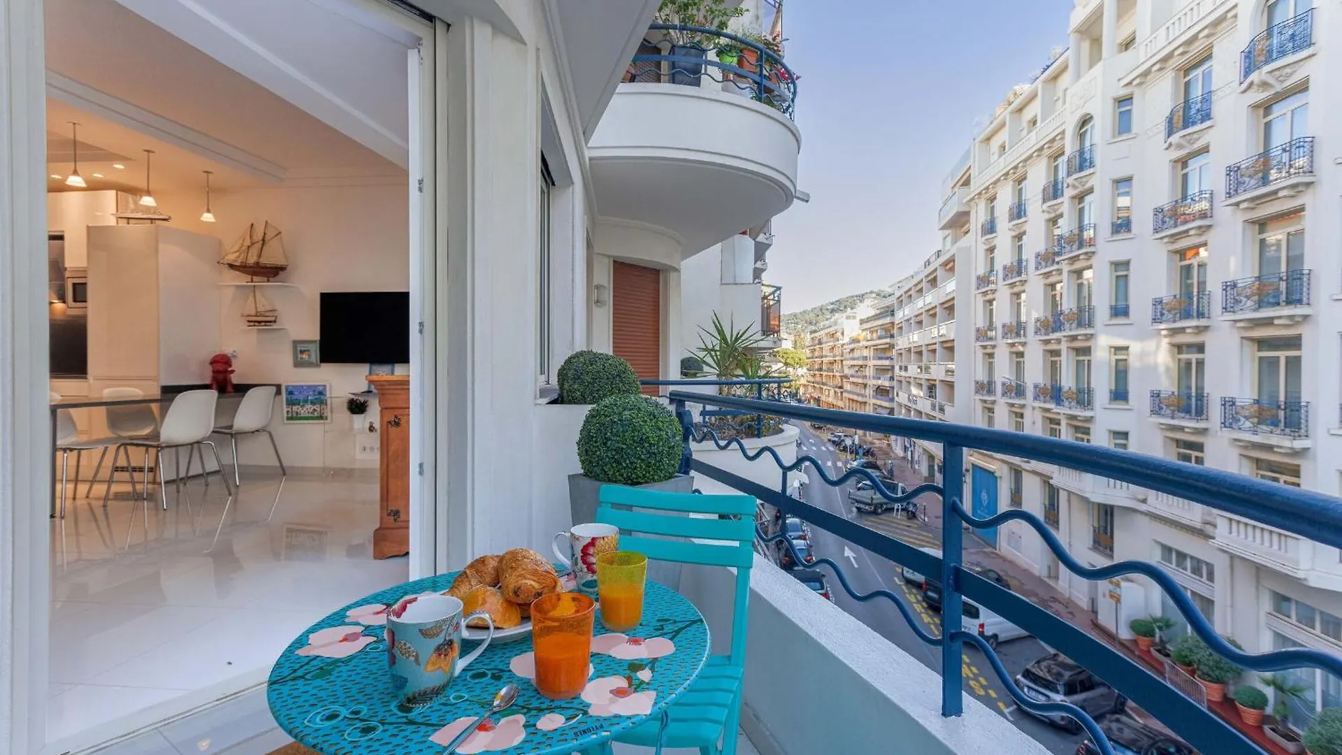 Palais Des Iles 2 By Halldis Cannes 0*,